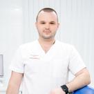 Яногян Виктор  Иосифович, стоматолог-терапевт
