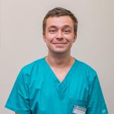 Хажомия Дато Геннадьевич, стоматолог-хирург
