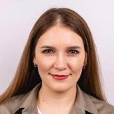 Беженар Анастасия Дмитриевна, стоматолог-терапевт