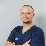 Бельтюков Евгений Петрович, стоматолог-хирург