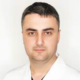 Балкаров Азамат Альбертович, пластический хирург