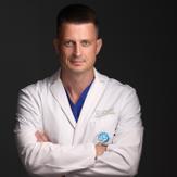 Реутов Андрей Александрович, нейрохирург