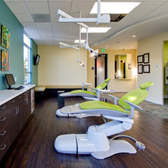 Дантист, стоматологическая клиника