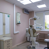 Доктор Дент Люкс на Емельянова