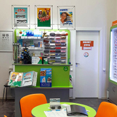 Счастливый взгляд на Лиговском 44