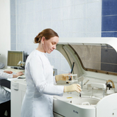 Поликлиника им. Е.М. Нигинского на Мельникайте