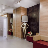 UNA, Медицинская клиника