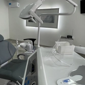 Имплант dentistry на Цезаря Куникова