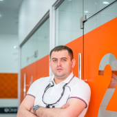 Засинец Дмитрий Дмитриевич, стоматолог-хирург