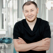 Хачуков Аслан Корнеевич, стоматолог-терапевт