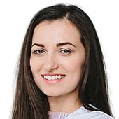 Чемшит Яна Евгеньевна, стоматолог-терапевт