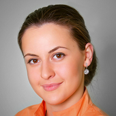 Шавлохова Диана Таймуразовна, стоматолог-терапевт