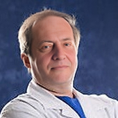 Смирнов Евгений Валерьевич, офтальмолог-хирург