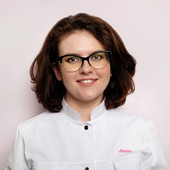 Литвинова Дина Олеговна, врач УЗД