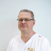 Бадрак Евгений Юрьевич, стоматолог-ортопед