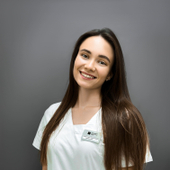 Авакян Елена Александровна, стоматолог-хирург