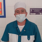 Михайлов Евгений Александрович, стоматолог-ортопед