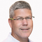 Лиор Мером, хирург-вертебролог