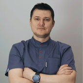 Максименко Александр Анатольевич, стоматолог-терапевт