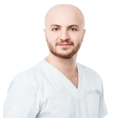 Манукян Александр Багратович, стоматолог-хирург