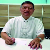 Ли Фулу, массажист