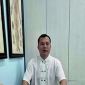 Ниу Чао, массажист