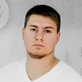 Фоминых Максим Анатольевич, стоматолог-хирург