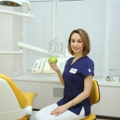 Тахмазян Анна Айказовна, стоматолог-терапевт