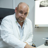 Исаев Александр Валерьевич, стоматолог-терапевт