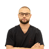 Атамурадов Тойли Атамурадович, ортопед