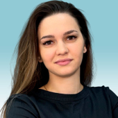 Ушакова Анна Викторовна, стоматолог-терапевт