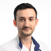 Бозо Илья Ядигерович, пластический хирург