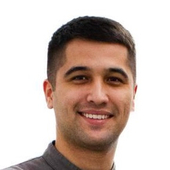 Отаназаров Руслан Рашидович, стоматолог-хирург