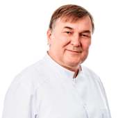 Серавкин Максим Борисович, стоматолог-терапевт