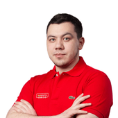 Новомирский Руслан Анатольевич, стоматолог-хирург