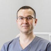Галимов Ренат Азатович, стоматолог-хирург
