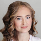 Шкляева Дарья Михайловна, стоматолог-терапевт