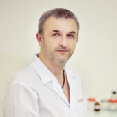 Андрющенко Сергей Геннадьевич, стоматолог-терапевт