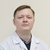 Низов Артем Владимирович, офтальмолог