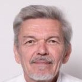 Журавлев Равиль Хафиятович, стоматолог-ортопед