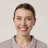 Жилина Юлия Александровна, стоматолог-терапевт