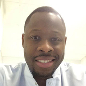 Дуала Ндумбе Фред, хирург