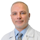 Михайлов Артемий Сергеевич, пластический хирург