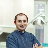 Нанагулян Марат Валерьевич, стоматолог-хирург