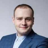 Тыньянов Даниил Игоревич, стоматолог-хирург