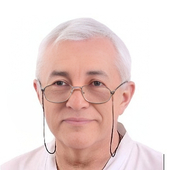 Осадчий Павел Петрович, стоматолог-хирург