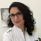 Саакян Моника Сержиковна, стоматолог-терапевт