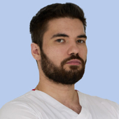 Костючик Игорь Владимирович, стоматолог-терапевт