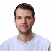 Мечников Евгений Анатольевич, стоматолог-терапевт