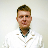 Негода Евгений Александрович, офтальмолог